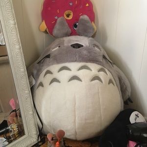 Totoro jumbo size 29” plush doll